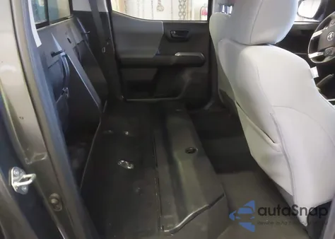 2018 Toyota Tacoma Sr5 V6 z USA, uszkodzony, nr VIN 3TMAZ5CNXJM074748